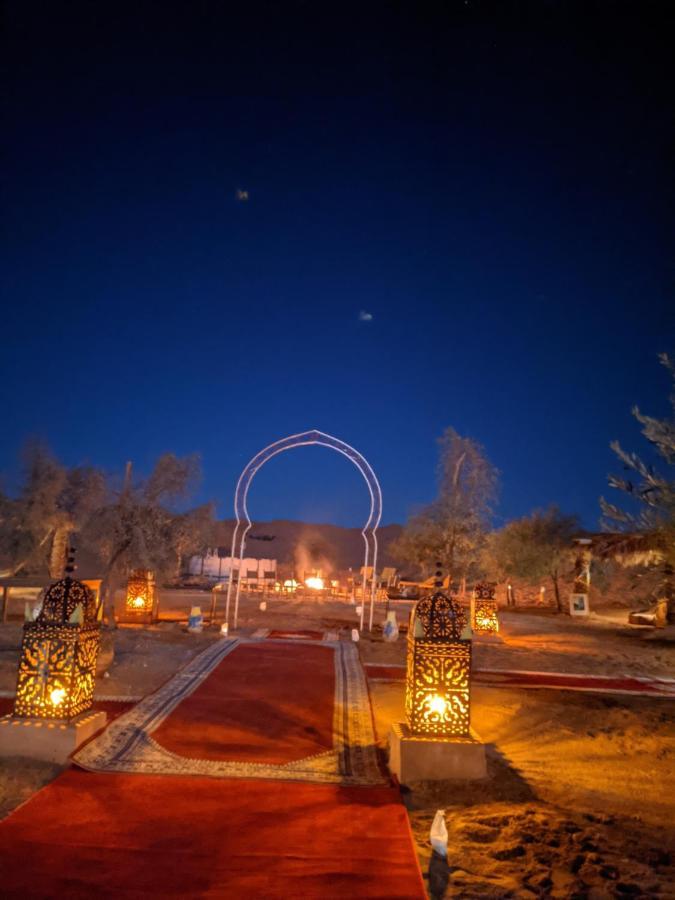 Отель Sahara Majestic Luxury Camp Мерзуга Экстерьер фото